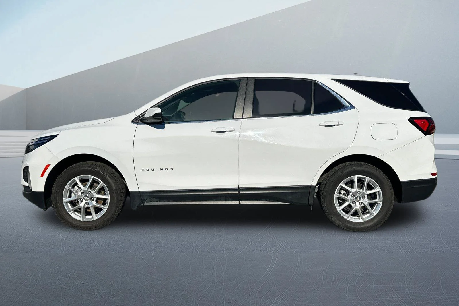 Used 2024 Summit White Chevrolet LT image 7