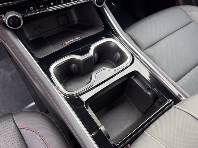 2025 Chevrolet Traverse Z71 - Photo 28