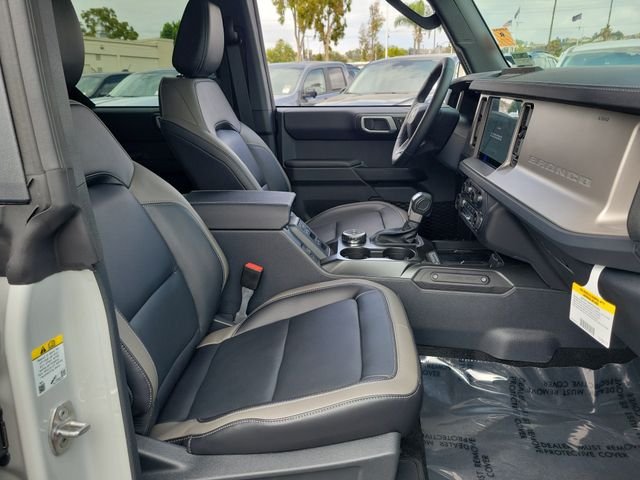 New 2026 Avalanche Gray Ford Outer Banks® image 19
