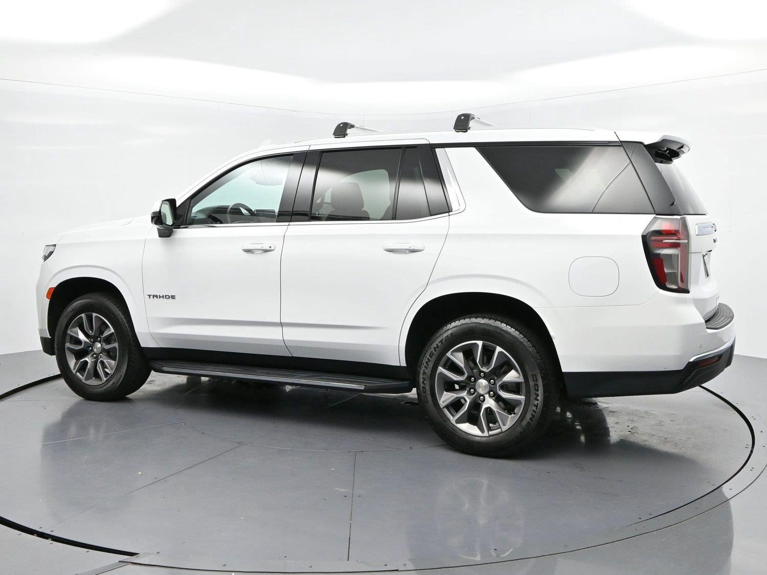 Used 2024 Summit White Chevrolet LT image 5