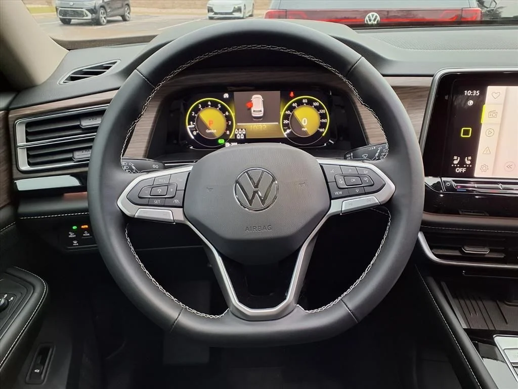 New 2026 Pure Gray Volkswagen 2.0T SEL image 15