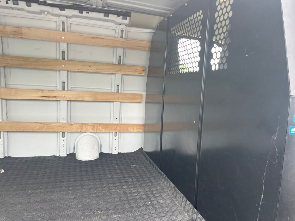 Used 2024 White GMC Work Van image 25