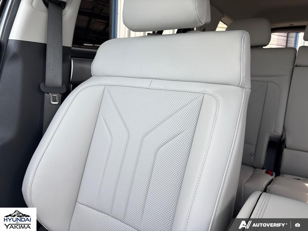 New 2026 Shimmering Silver Hyundai SEL image 20
