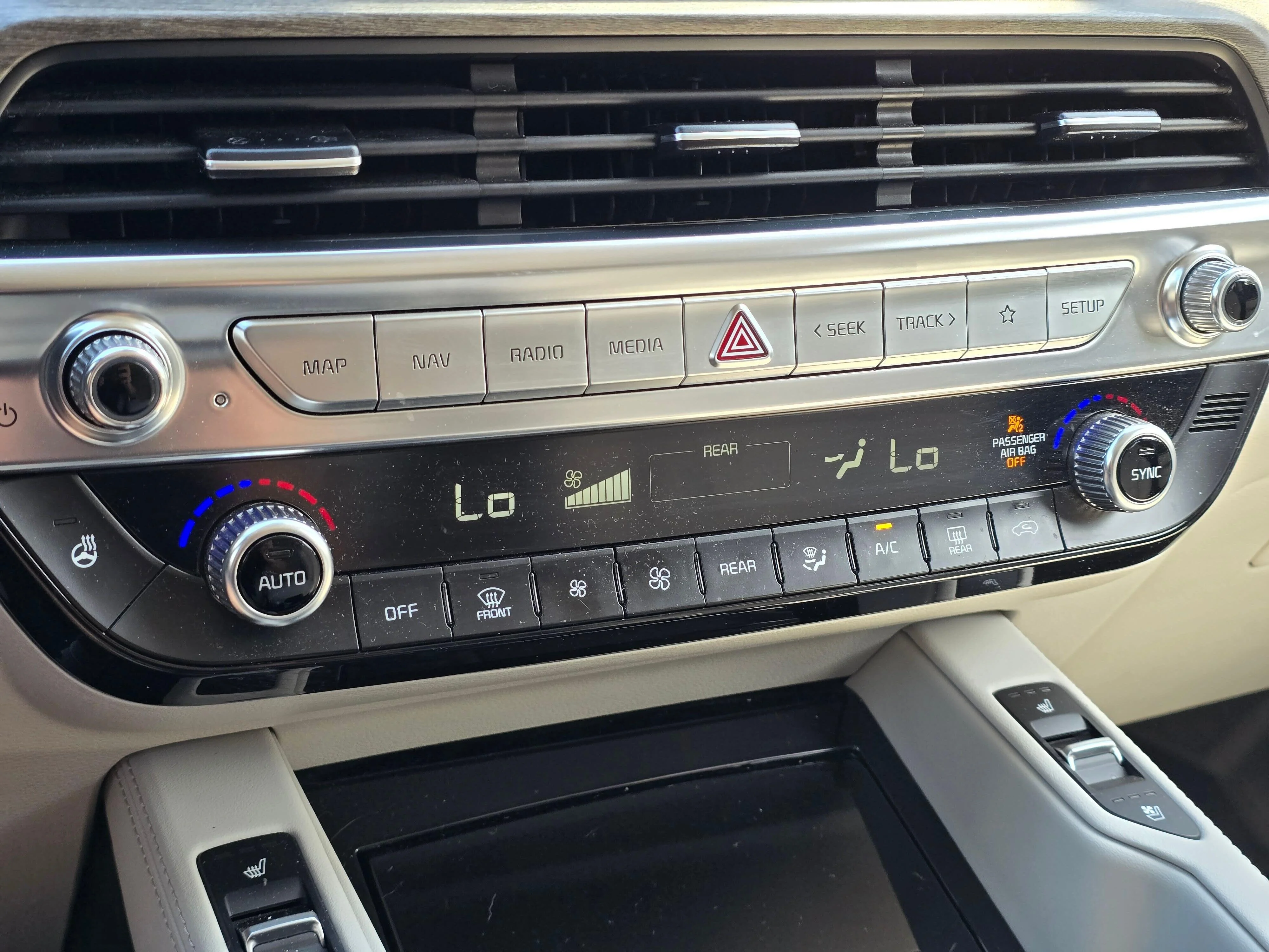 Used 2020 Ebony Black Kia SX image 24