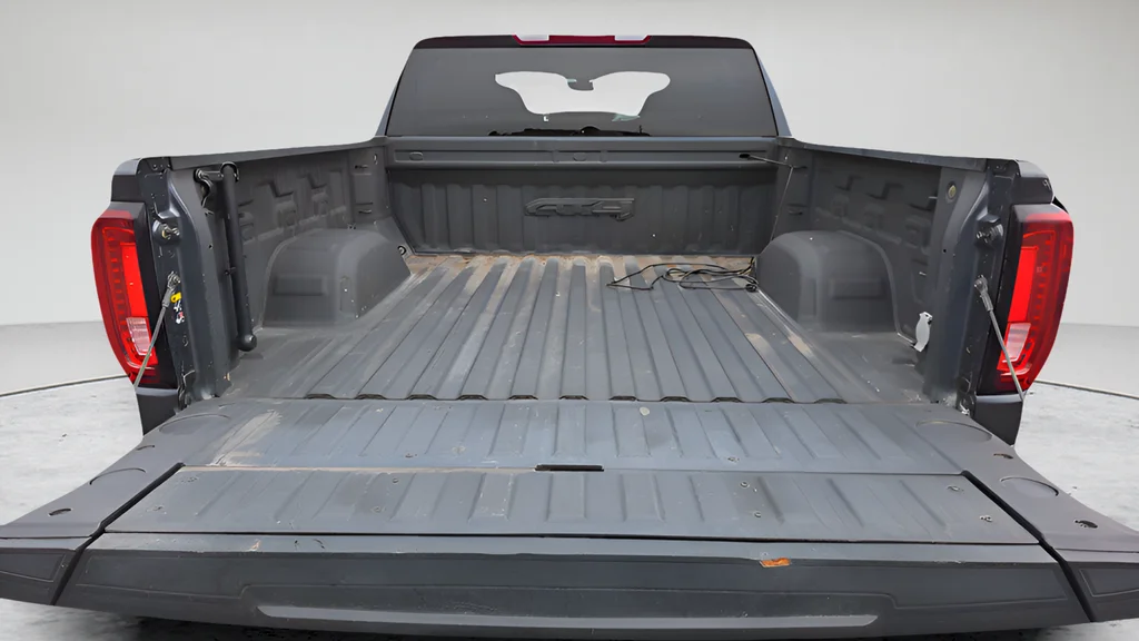 Used 2021 Gray GMC AT4 image 20