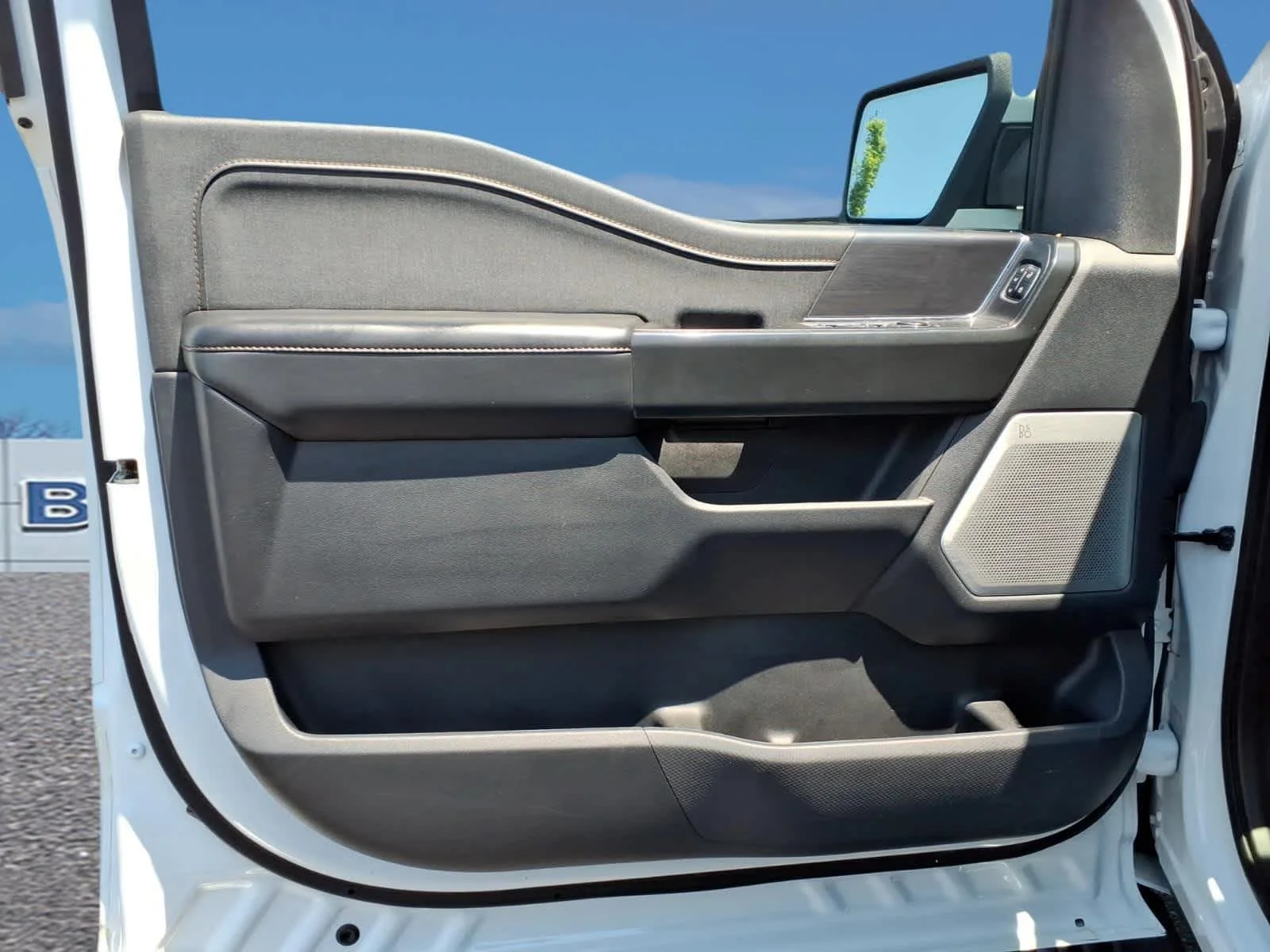 Used 2023 Oxford White Ford Raptor image 11