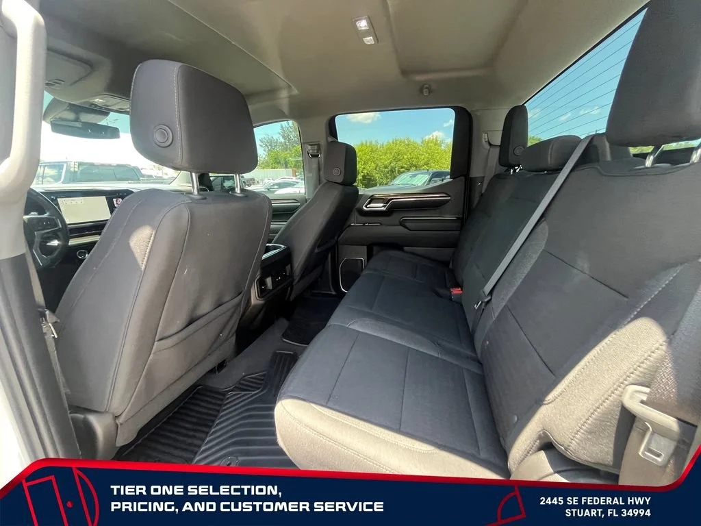 Used 2024 Summit White Chevrolet RST image 12
