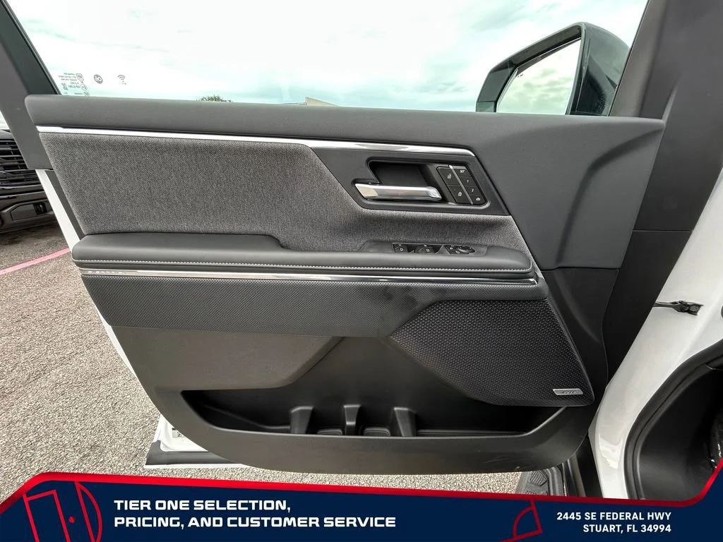 New 2026 Summit White GMC Elevation Extended Range image 22