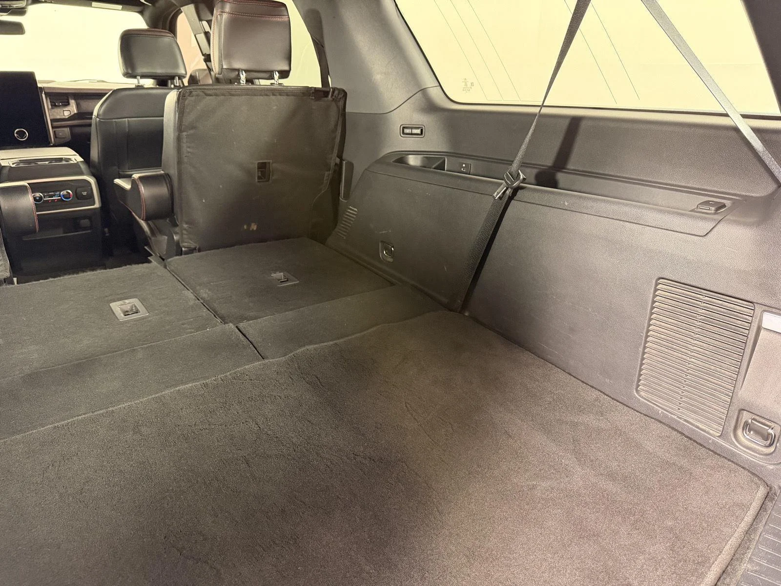 Used 2022 Dark Matter Gray Ford Limited image 6