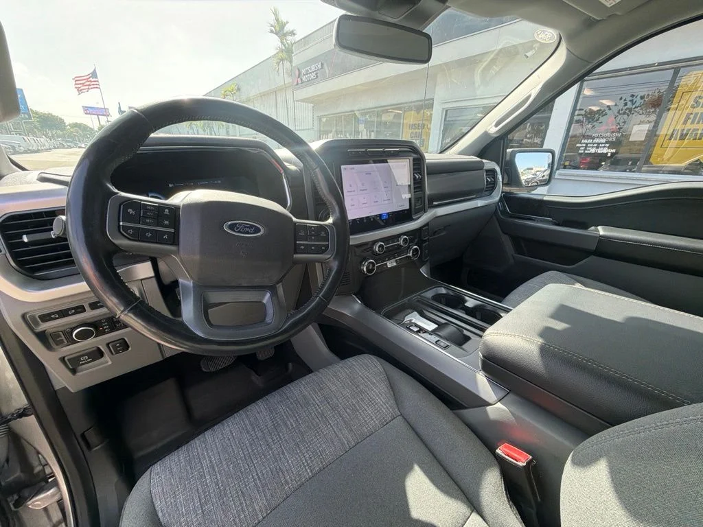 Used 2023 Silver Metallic Ford XLT image 14