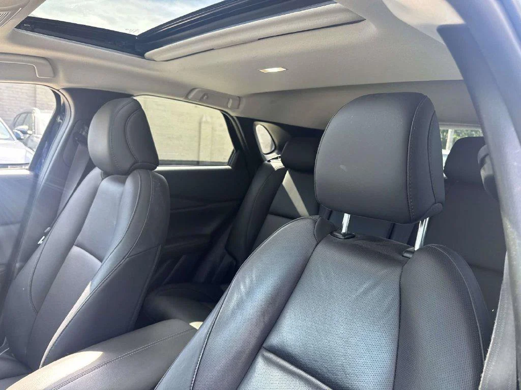 Used 2020 Deep Crystal Blue Mica Mazda Premium Package image 17