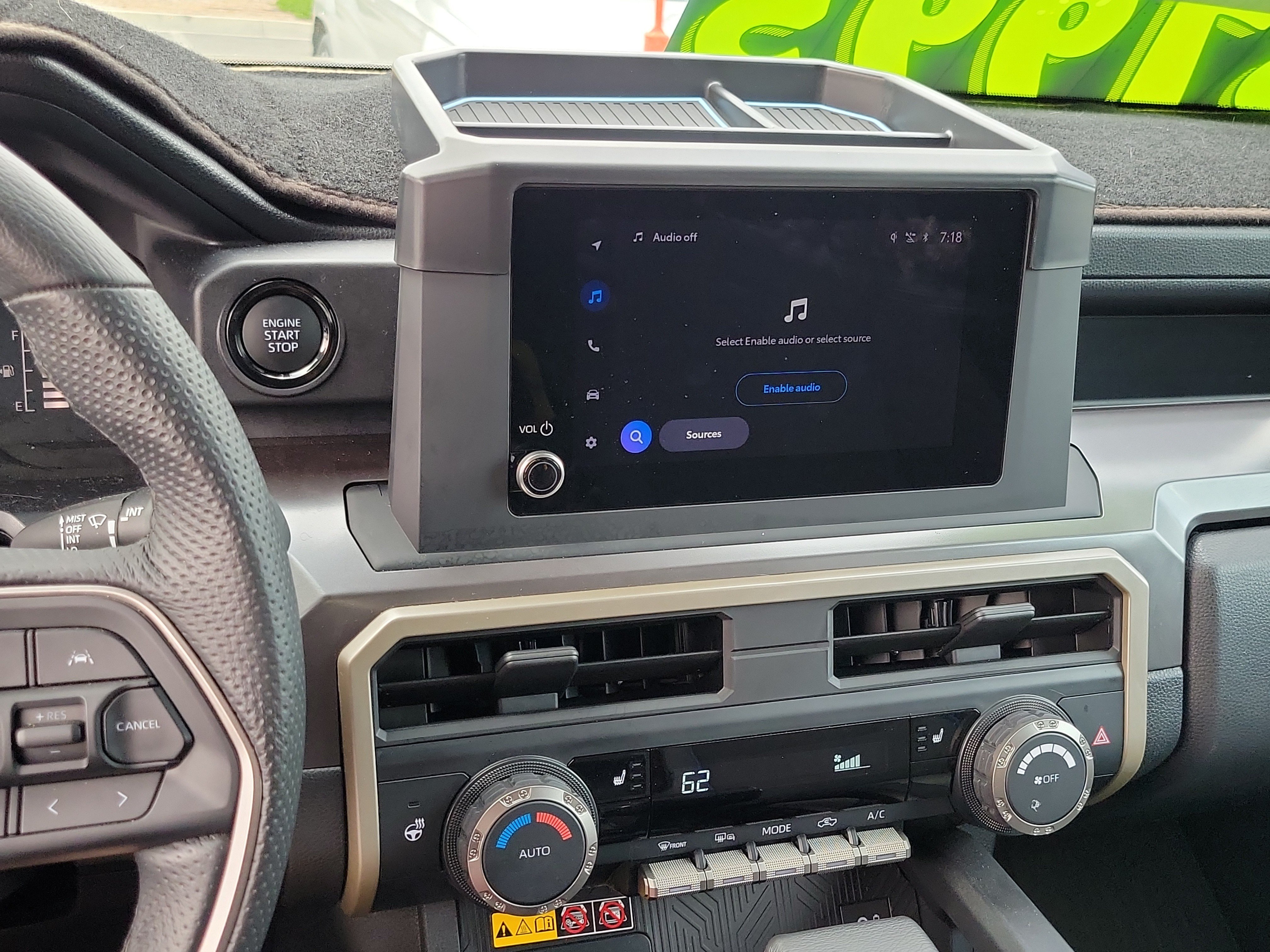 2024 Toyota Tacoma SR5 - Photo 12