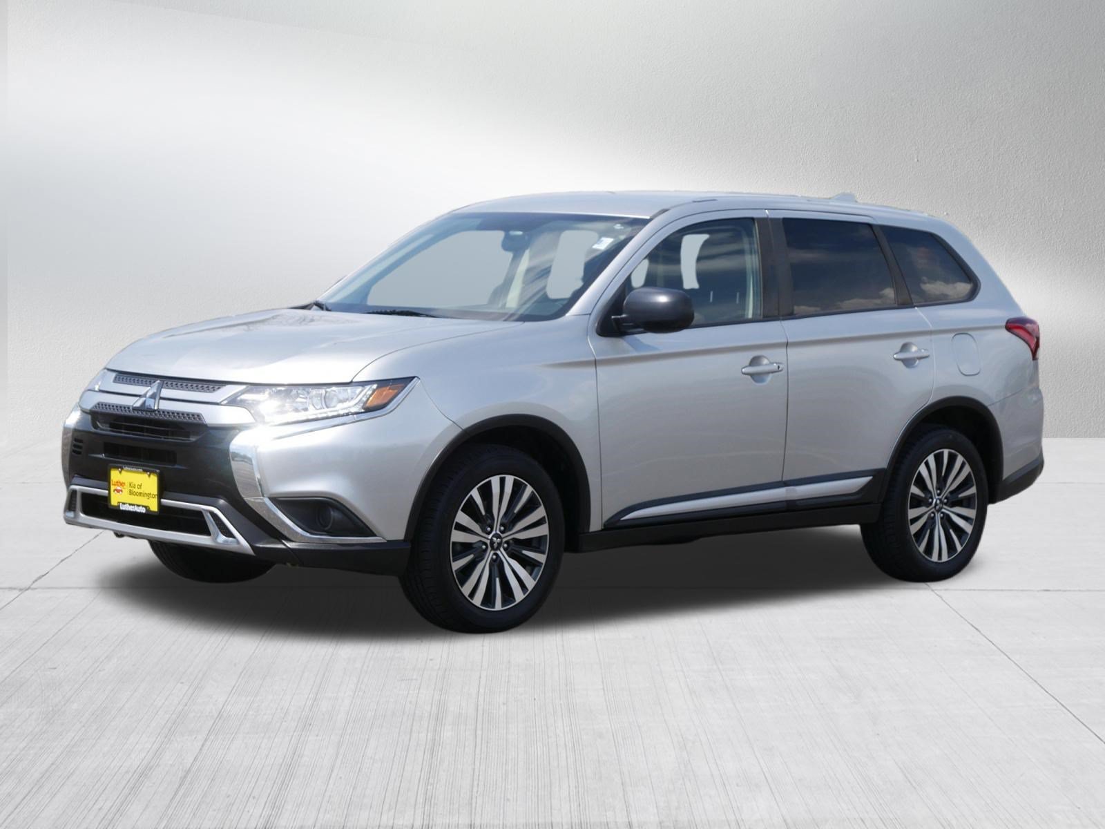 Used 2020 Alloy Silver Metallic Mitsubishi ES image 3