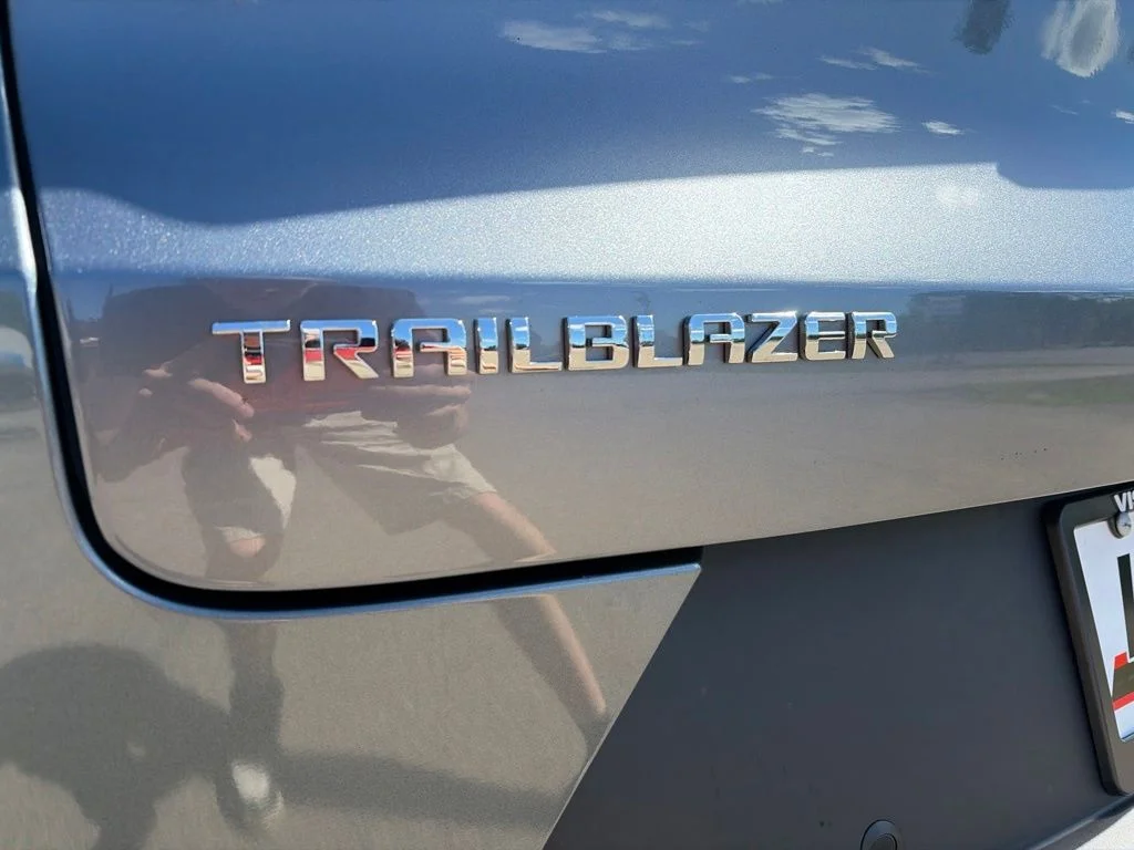 Used 2022 Gray Chevrolet LT image 16