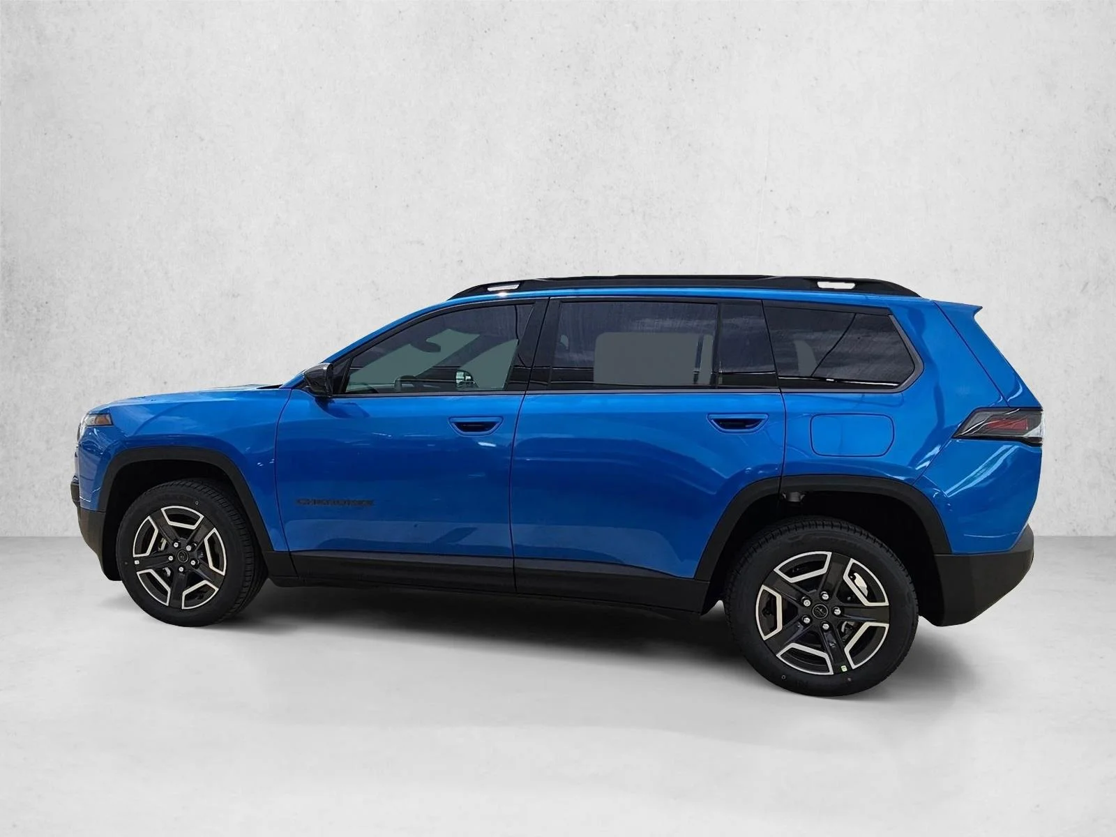 New 2026 Hydro Blue Pearl-Coat Exterior Paint Jeep Laredo image 5