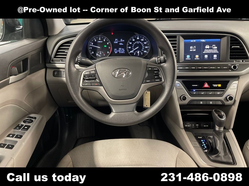 Used 2017 Black Hyundai SE image 17