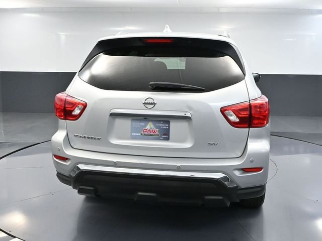 2019 Nissan Pathfinder SV photo 3