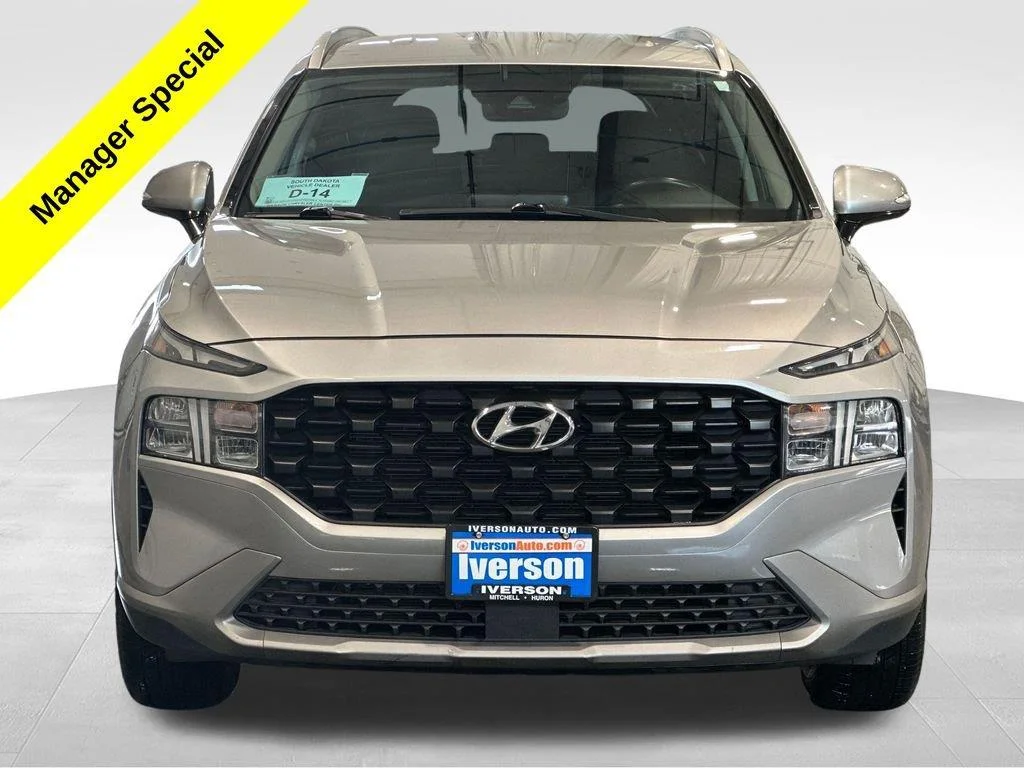 Used 2023 Shimmering Silver Hyundai SEL image 2