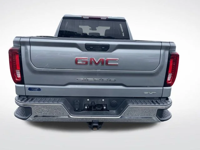Used 2025 Silver GMC SLT image 4