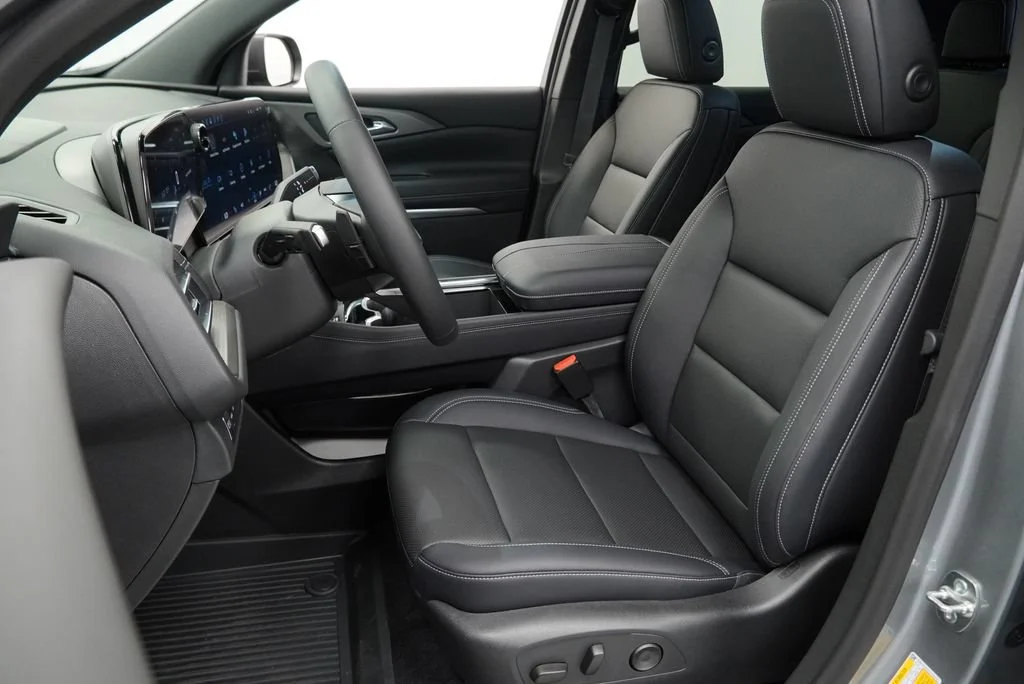 2026 Chevrolet Traverse LT - Photo 7