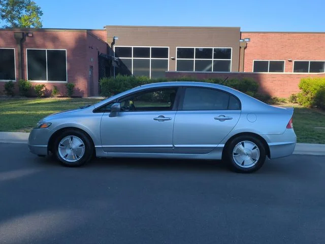 Used 2007  Honda Hybrid image 10