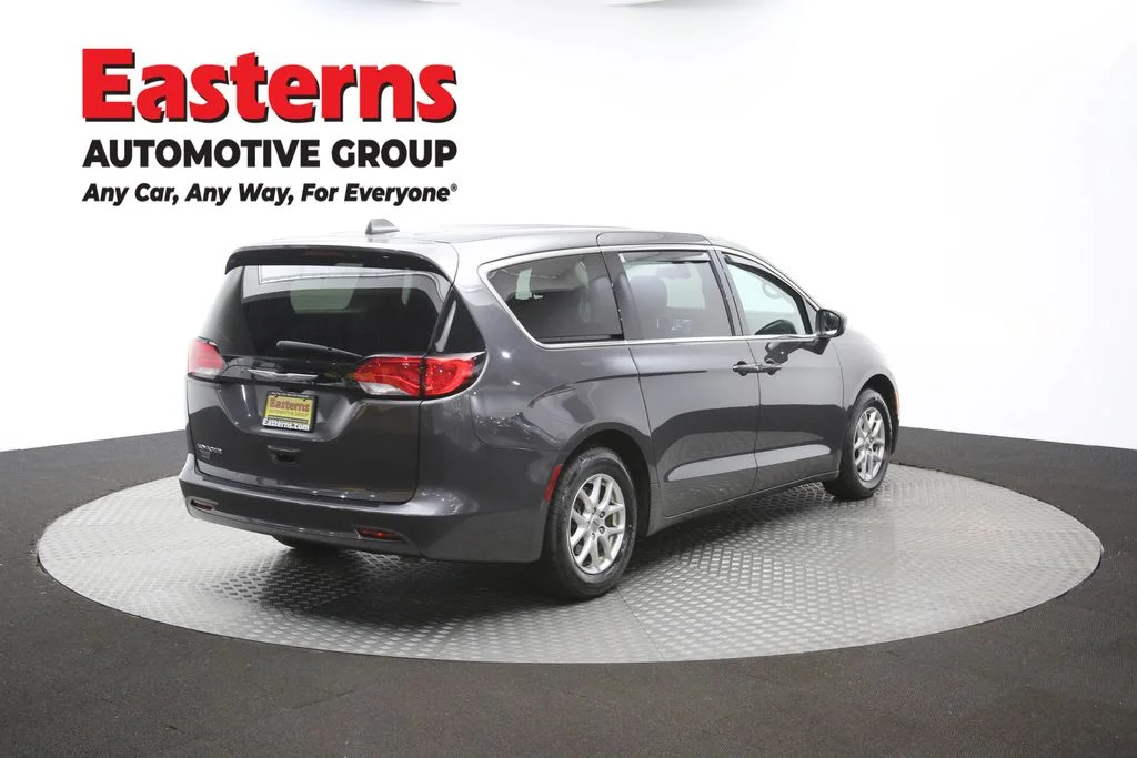 Used 2022 Gray Chrysler LX image 40