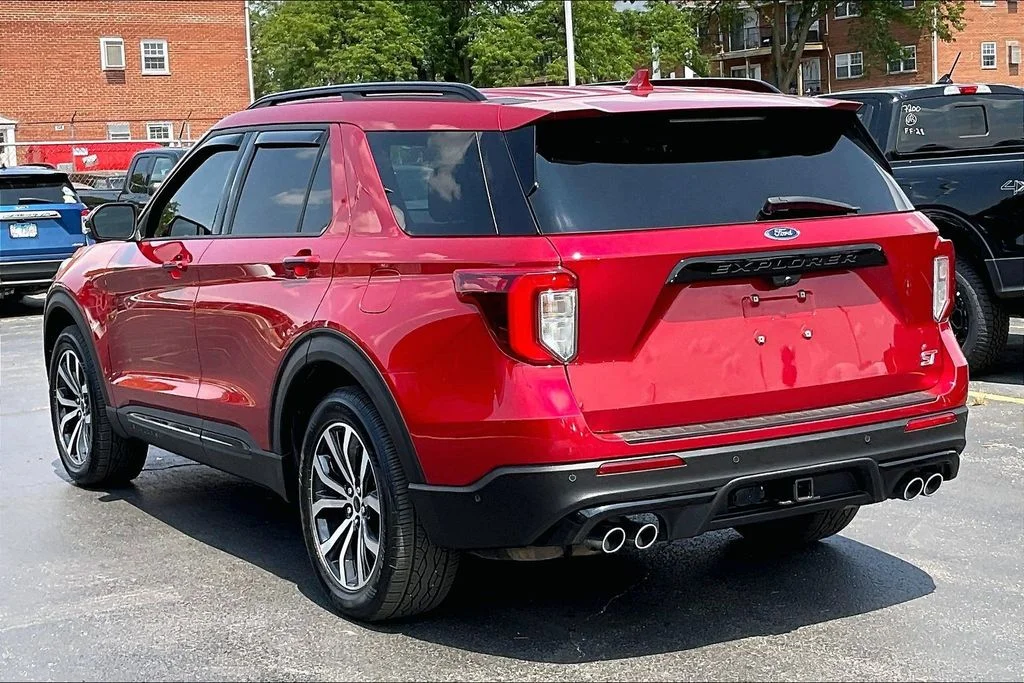 Used 2020 Red Ford ST image 10