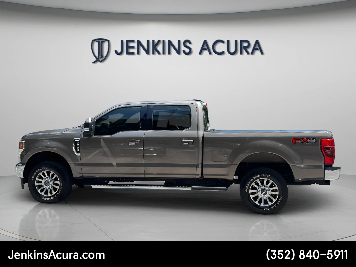 Used 2022 Stone Gray Metallic Ford LARIAT image 6