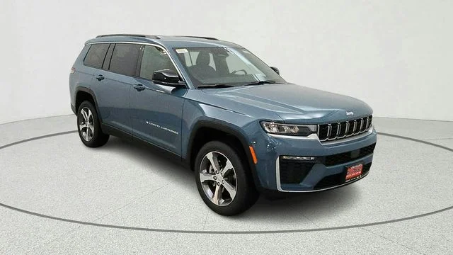 New 2026 Steel Blue Exterior Paint Jeep Limited image 12