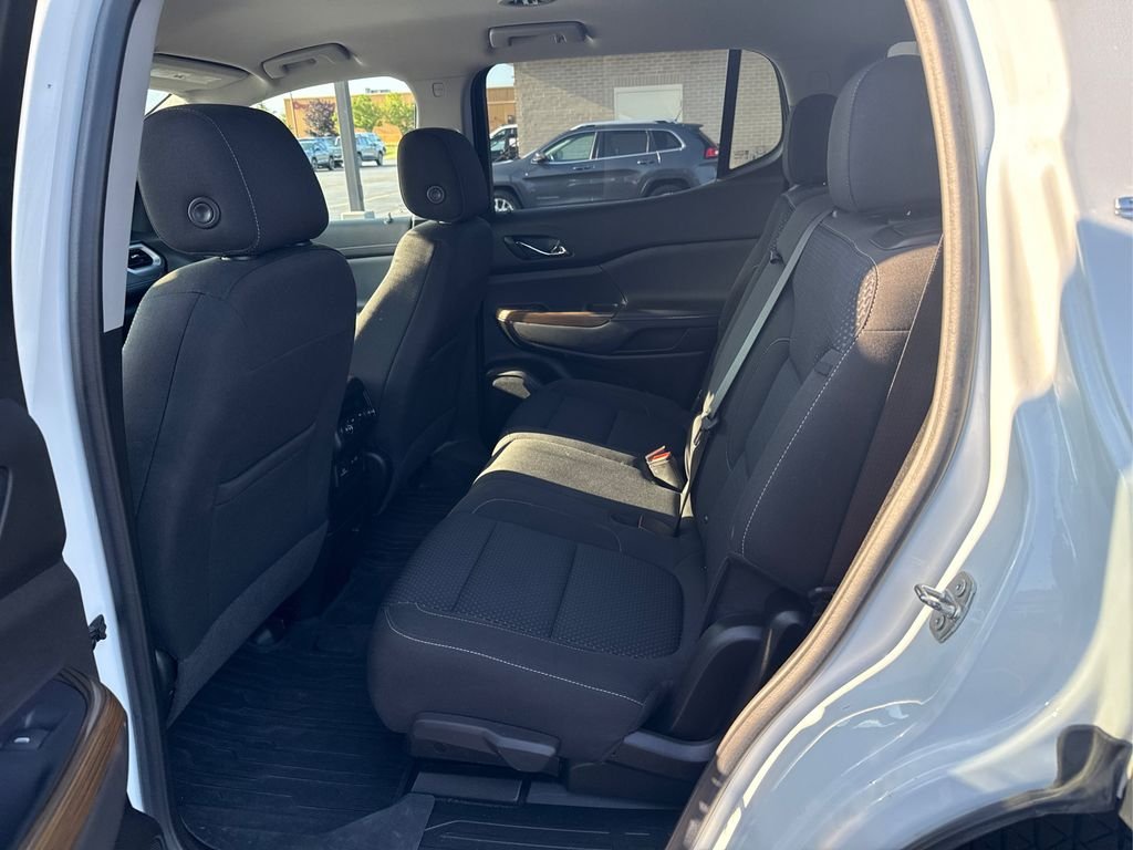 Used 2021 Summit White GMC SLE image 19