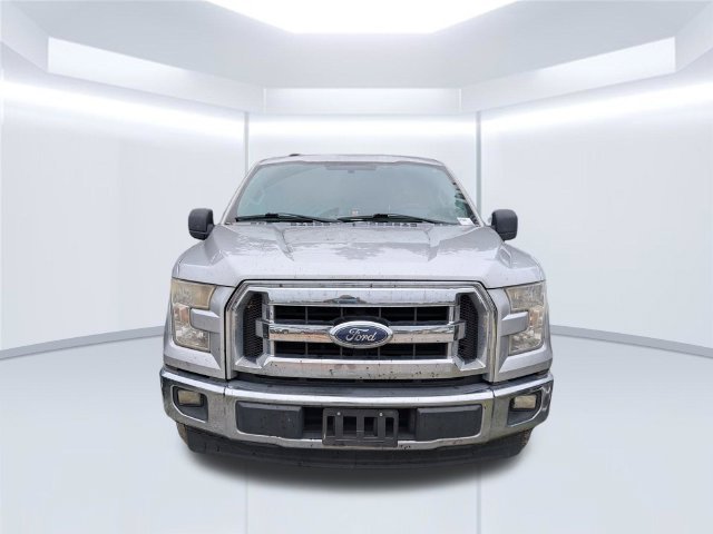 Used 2017 Silver Ford XLT image 3