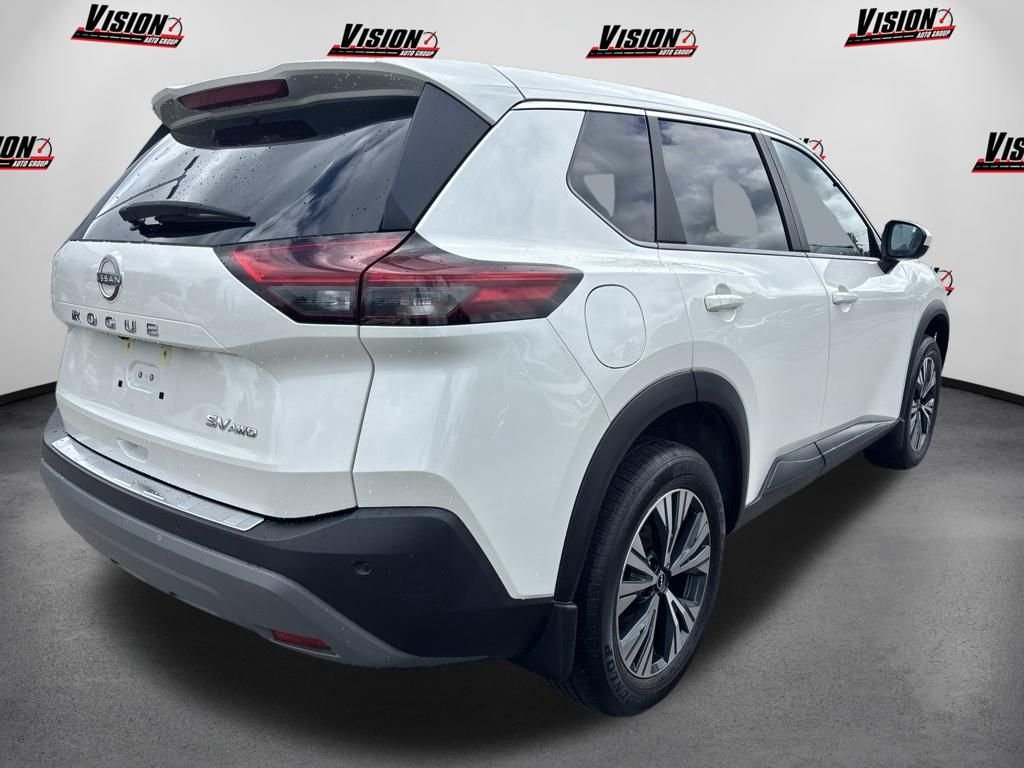 Used 2023 White Nissan SV image 5