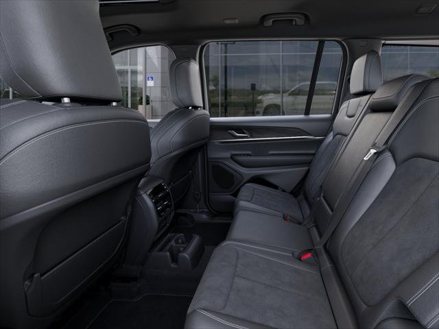 New 2026 Silver Zynith Exterior Paint Jeep Altitude image 49
