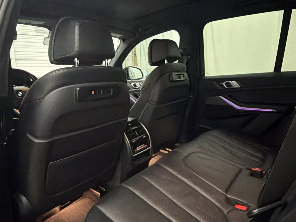 Used 2021 Black BMW sDrive40i image 21