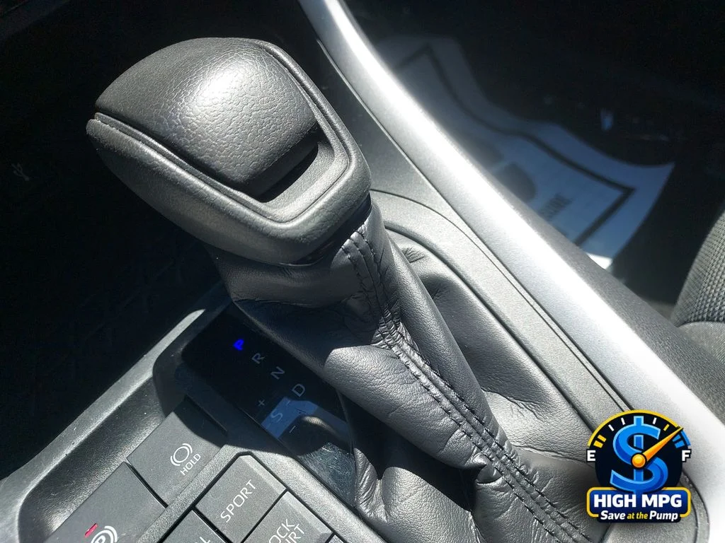 Used 2020 Gray Toyota LE image 11