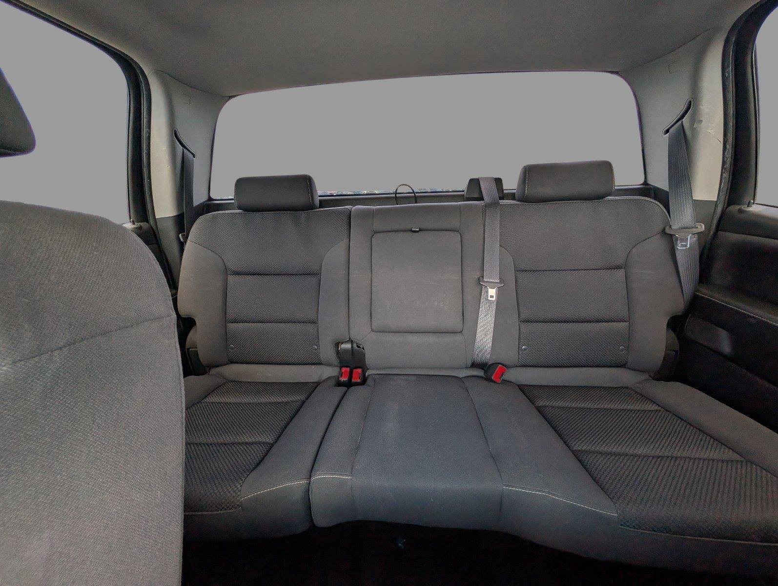 Used 2018 Black Chevrolet LT image 15