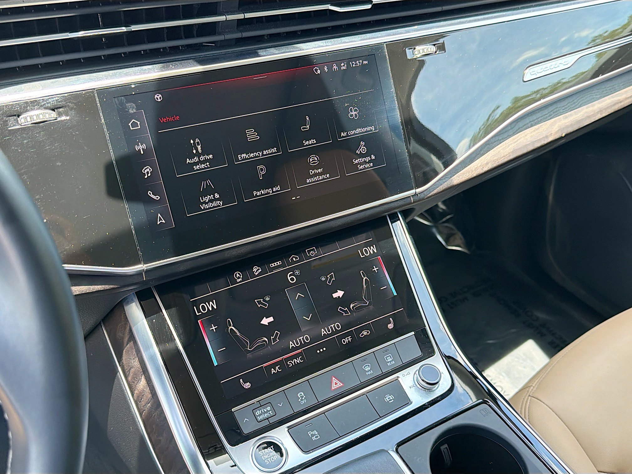 Used 2025 Glacier White Audi Premium image 29