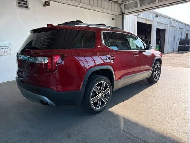 Used 2022 Cayenne Red Tintcoat GMC SLT image 11