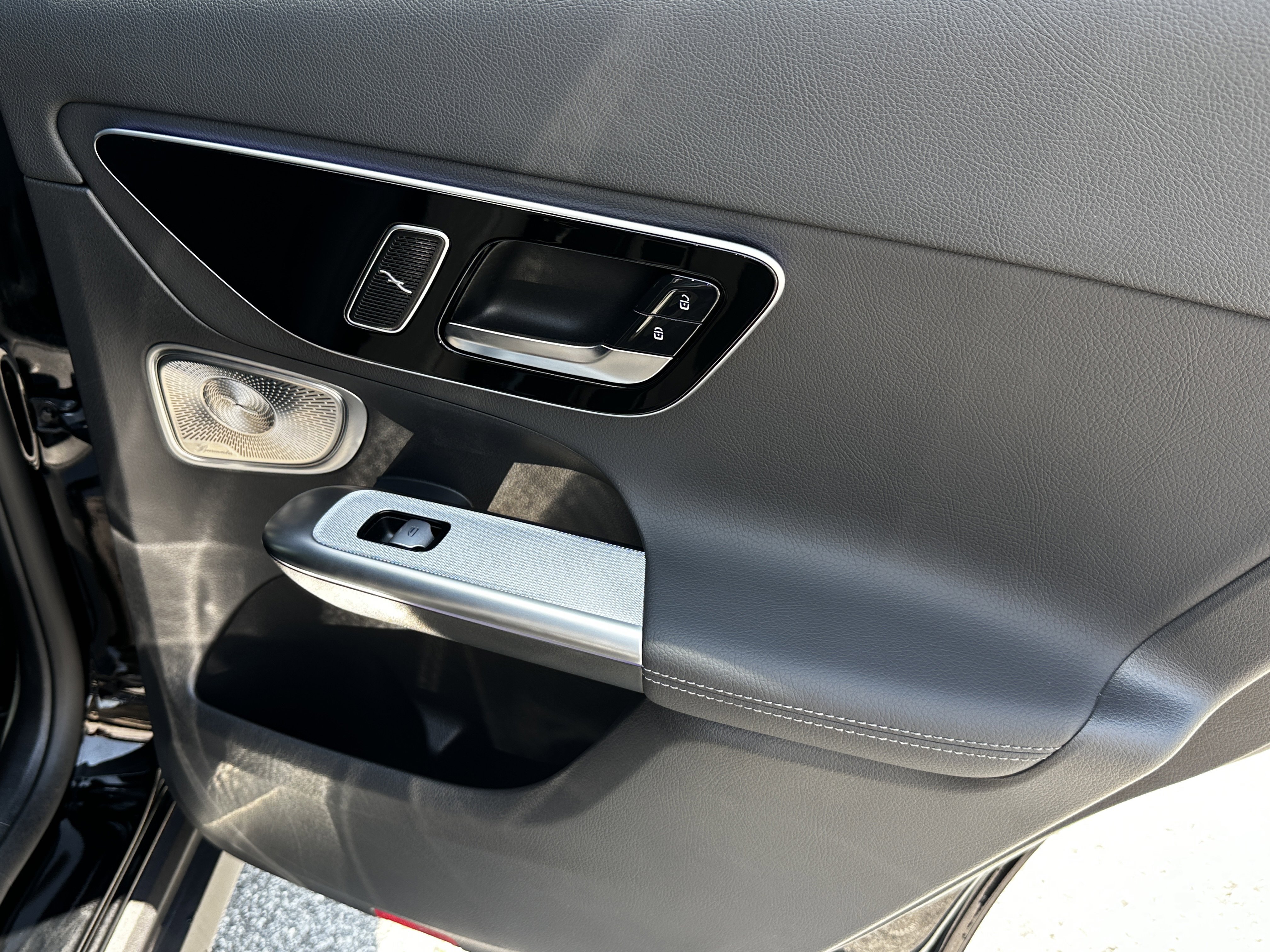 Certified Used 2026 Black Mercedes-Benz GLC 300 image 19