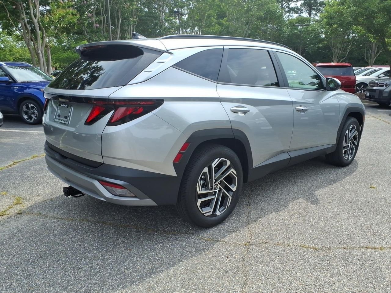 New 2026 Shimmering Silver Hyundai SEL Plus FWD image 6