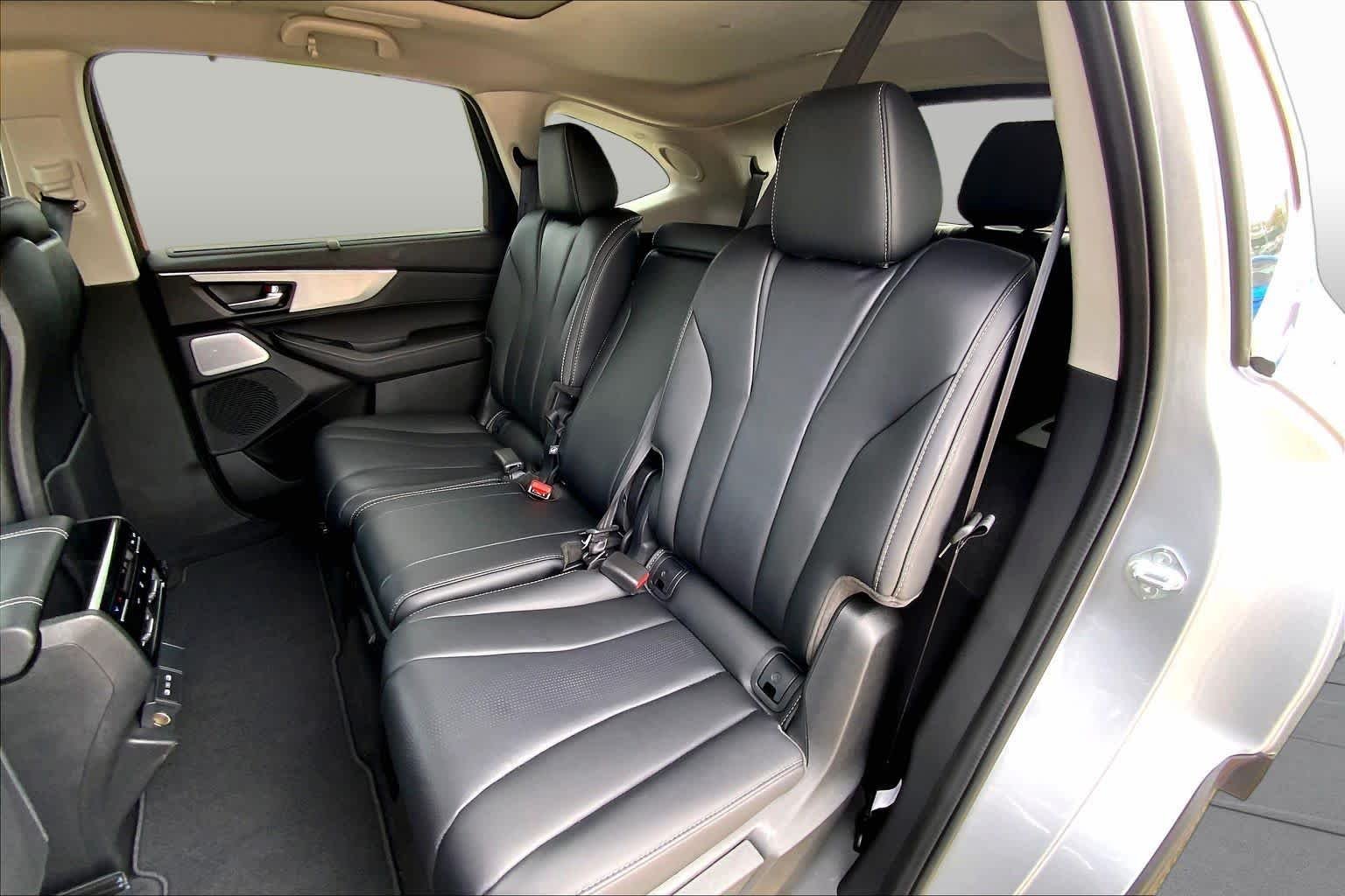 Used 2026 Solar Silver Metallic Acura w/Technology Package image 21