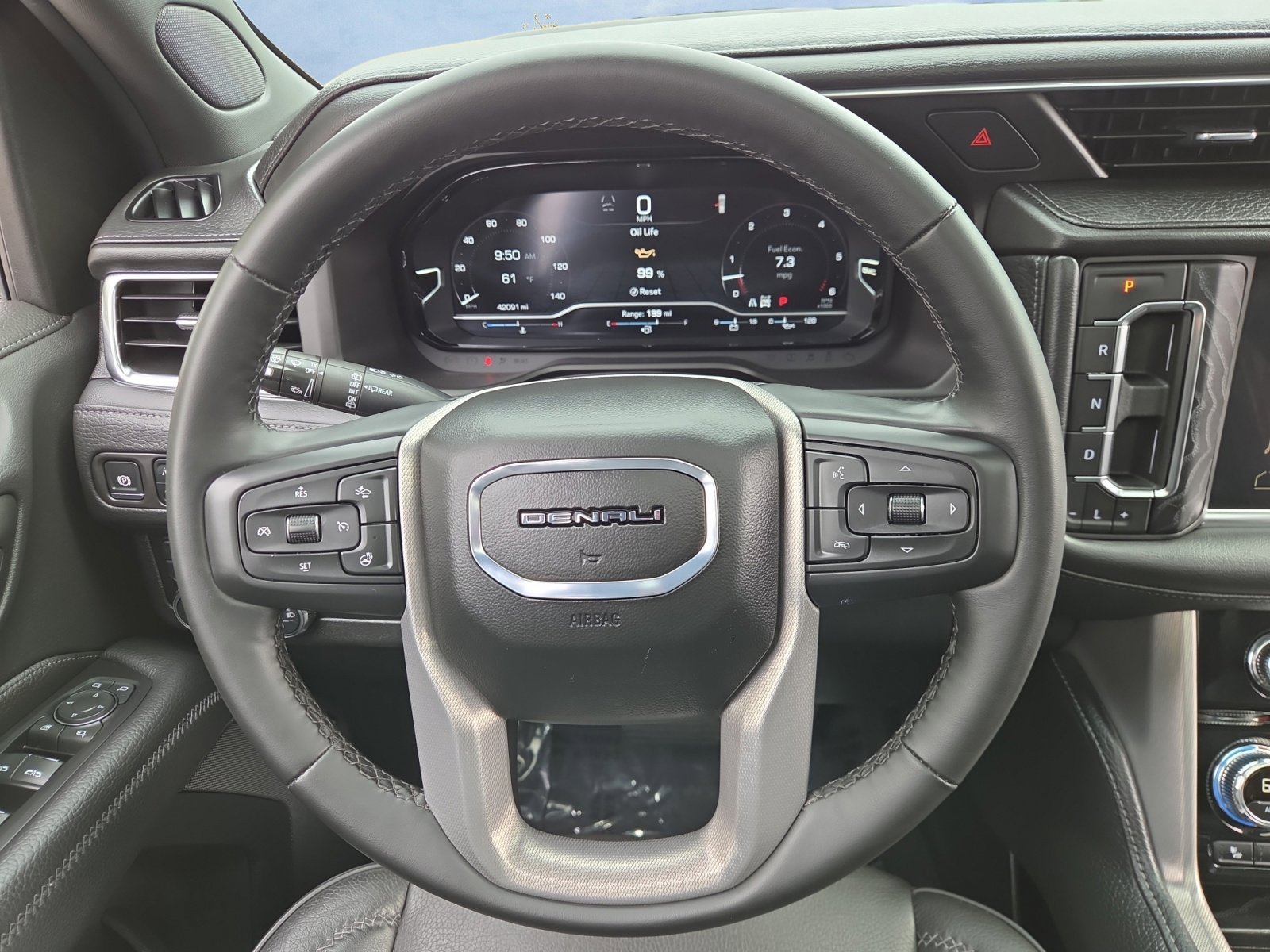 2024 GMC Yukon XL Denali - Photo 12