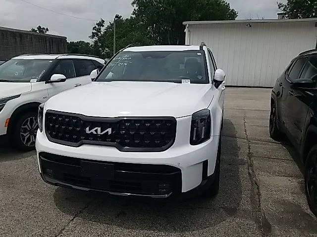 Used 2024 White Kia SX X-Pro image 12