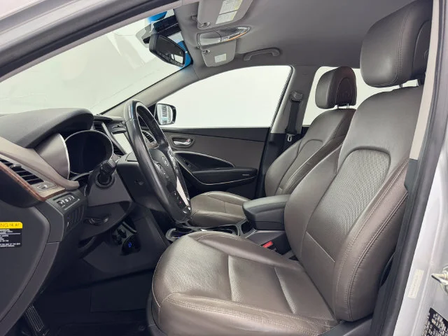 Used 2018 Sparkling Silver Hyundai 2.4 Base image 19