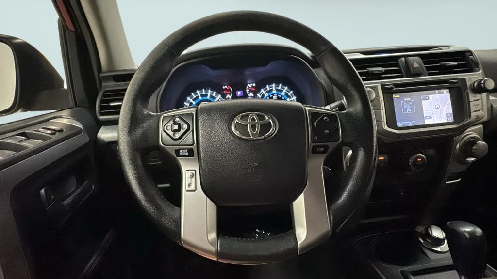 Used 2015 Red Toyota SR5 image 23