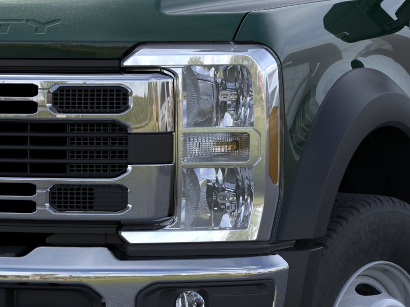 2025 Ford F-600 Super Duty Chassis Cab XL - Photo 18