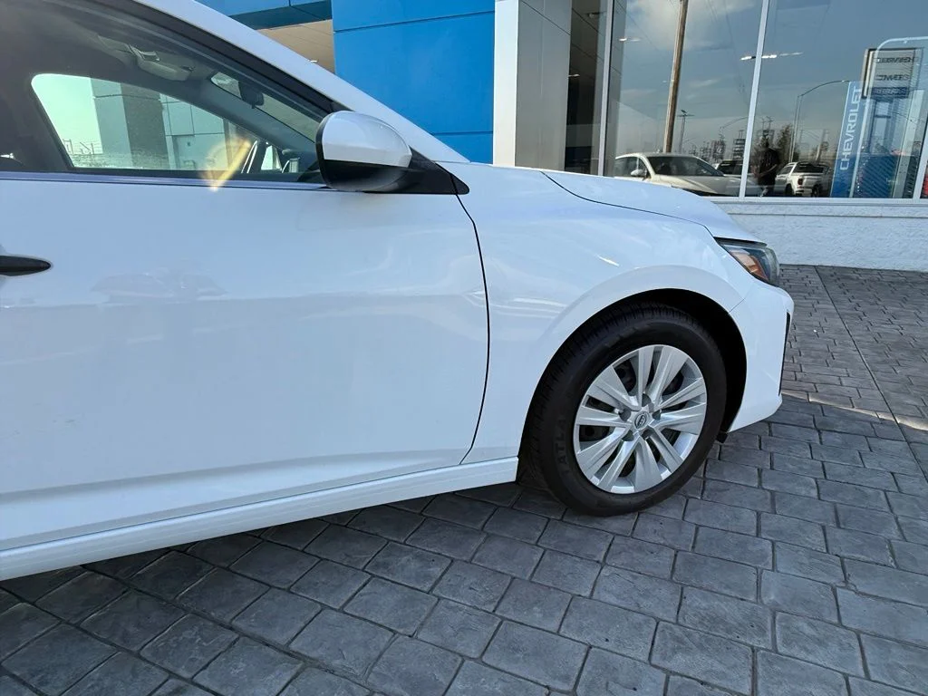 Used 2024 White Nissan S image 13