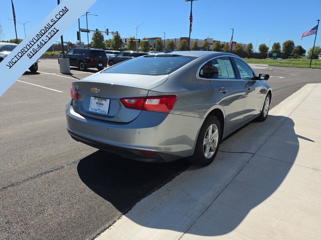 Used 2024 Gray Chevrolet LT image 5