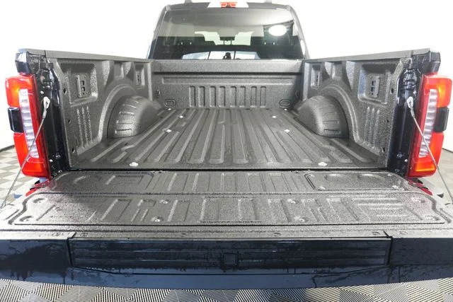 New 2026 Agate Black Metallic Ford F-250® XLT image 32