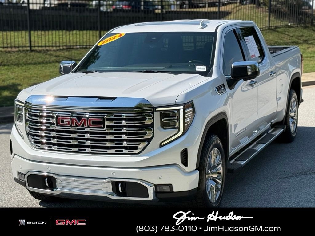 Used 2024 White GMC Denali image 12
